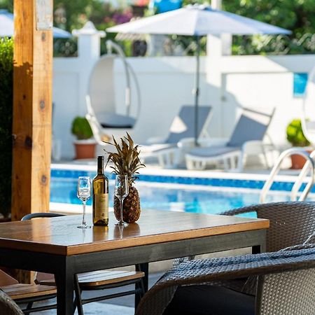 Delfin Apartments 苏托莫雷 外观 照片