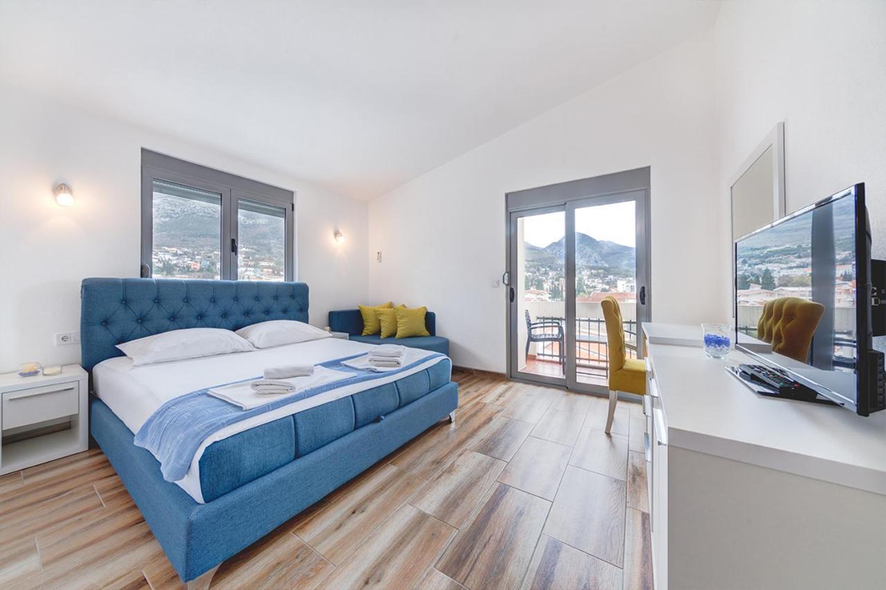 Delfin Apartments 苏托莫雷 外观 照片