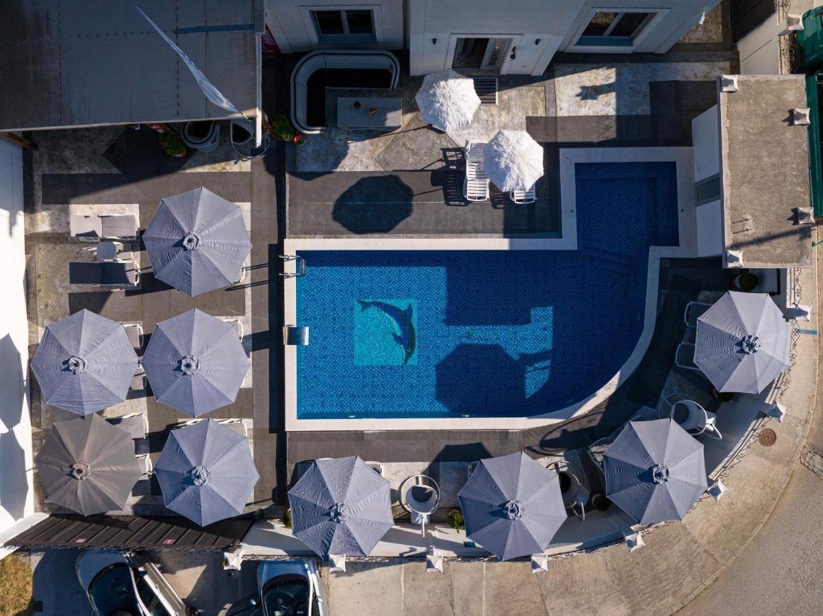 Delfin Apartments 苏托莫雷 外观 照片