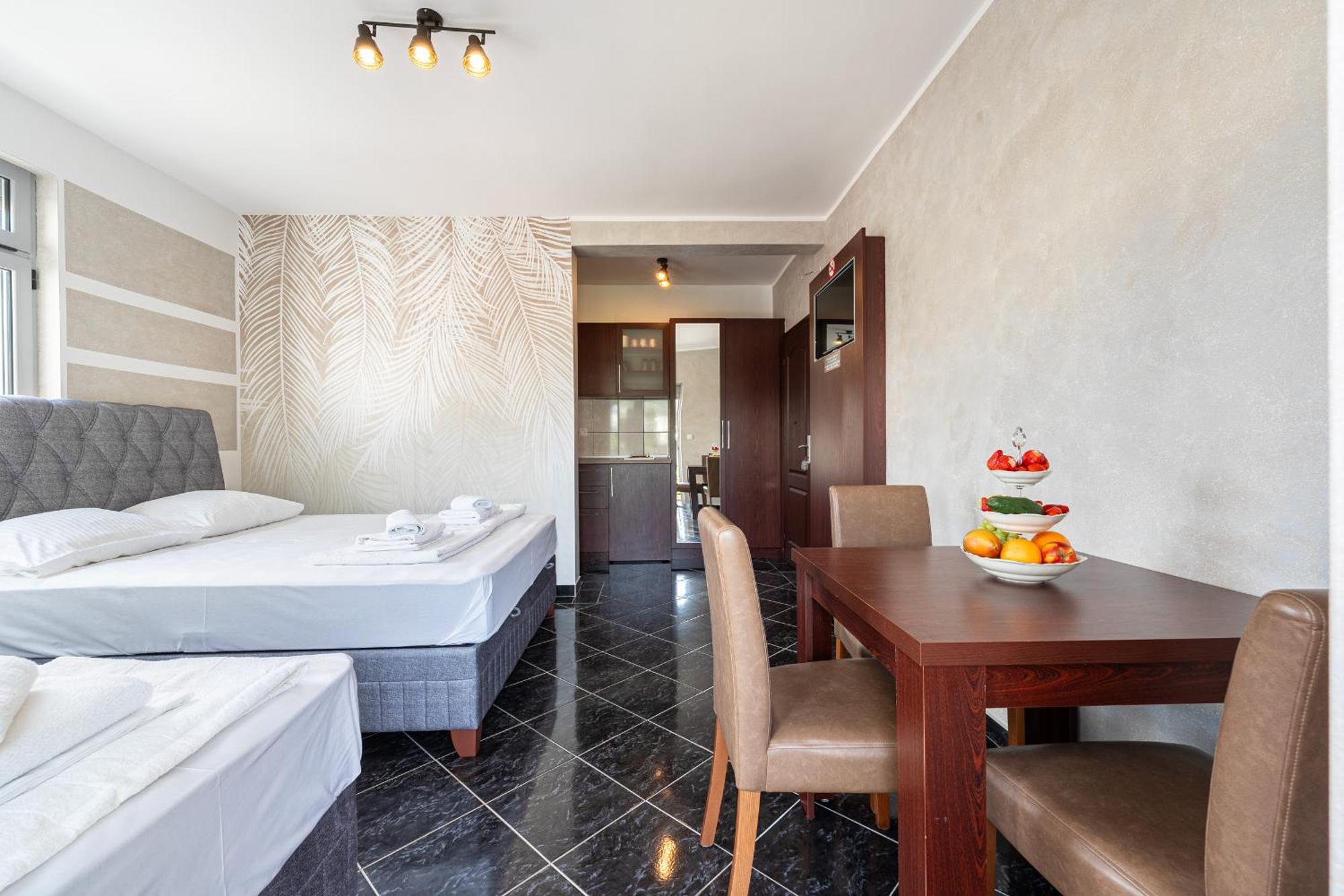 Delfin Apartments 苏托莫雷 外观 照片