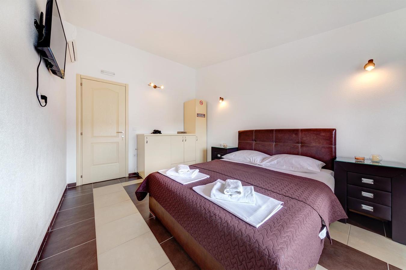 Delfin Apartments 苏托莫雷 客房 照片