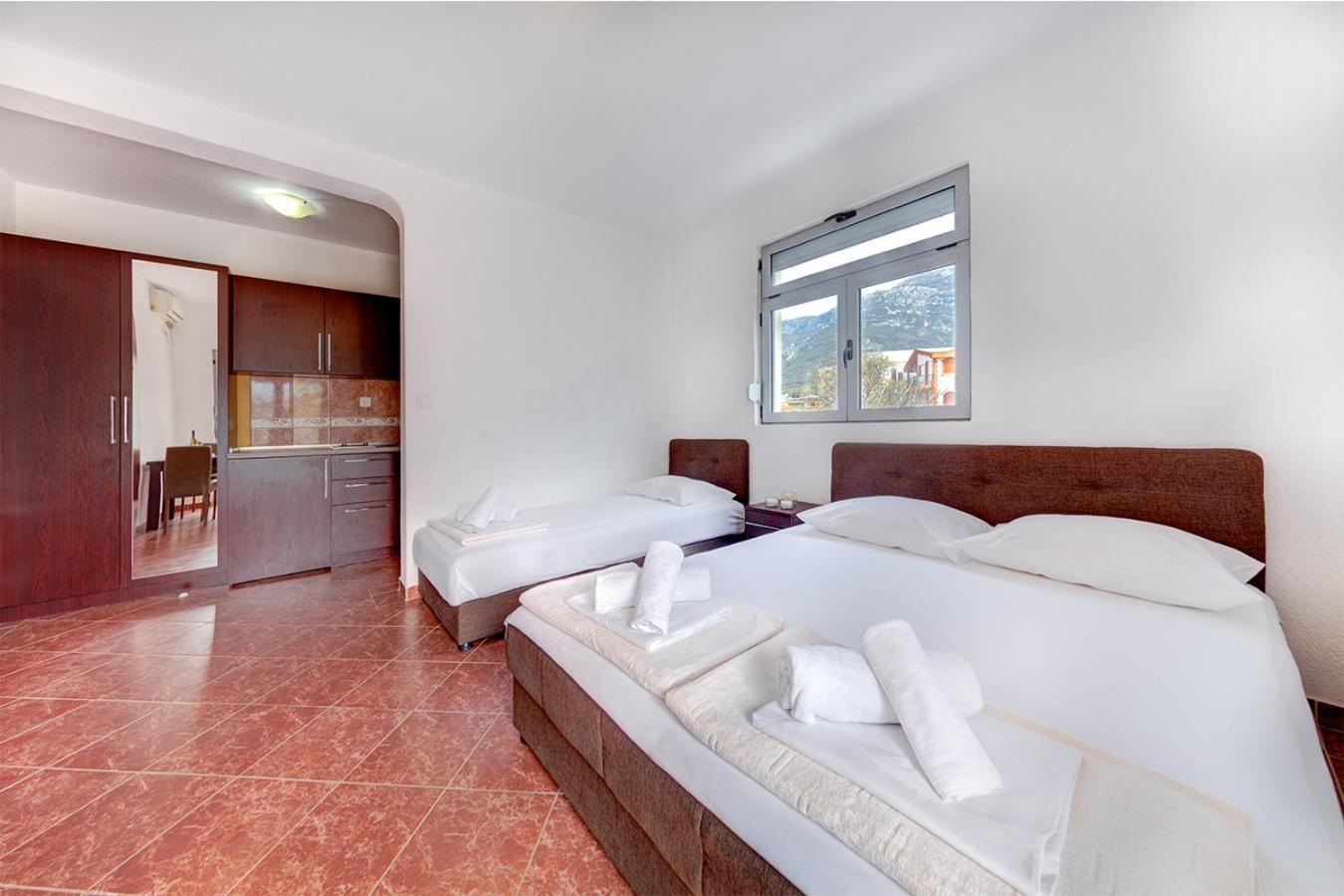 Delfin Apartments 苏托莫雷 客房 照片